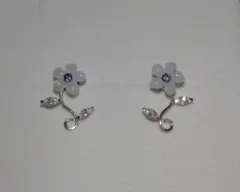 イズー様専用出品K14WG天然石フラワーデザインピアス　K18WGトップおまけ付