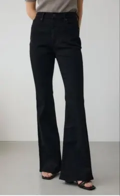 【美品】AZUL by moussyのフレアデニム　ブラック