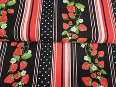 大SALE✨USA fabric ストロベリーボーダー いちご柄