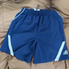adidas ハーフパンツ ネイビー 140cm