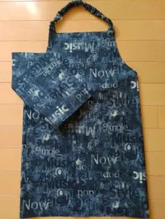 chihiro✩⡱様専用☆140前後エプロン2点セット英字柄ポケット付