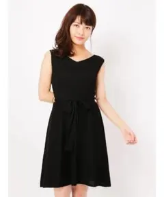 ★新品同様★BE RADIANCE バックねじりフレアニットワンピース