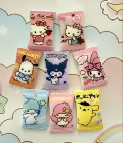 L サンリオ　デコレーションパーツ8個セット