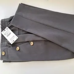 ZARA ゴールドボタン スラックスパンツ グレー