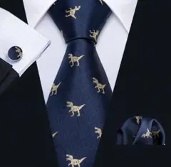 【恐竜柄】3点セット　ネクタイ　ポケットチーフ　カフス　ネイビー