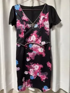 花柄タイトドレス Mサイズ