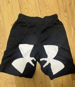 Under Armour ハーフパンツ 黒