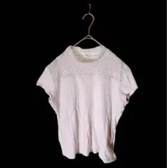 レース付きホワイトTシャツ Lサイズ　ナチュラルベーシック　レースシャツ　透け感のサムネイル
