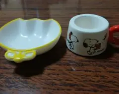 サンリオ　スヌーピー ミニチュア と 陶器製 小物入れのサムネイル