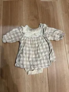 ベージュ チェック柄 長袖ロンパース 80cm