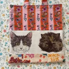 ハンドメイド 猫柄 トートバッグ 花柄 ナタリーレテ生地　他　猫フェイス