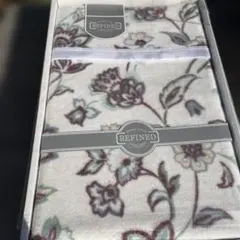 訳あり　REFINED 花柄　綿毛布