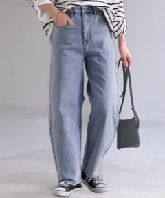 HUG.U バレルレッグデニムパンツ　ヴィンテージウォッシュ　Mのサムネイル