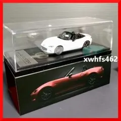 マツダエース 1/43 ロードスター クリスタルホワイトパールマイカ 色見本のサムネイル