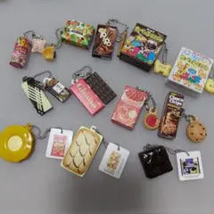 お菓子 ミニチュアキーホルダー 大量セット ガチャ カプセル