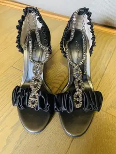 ✨GRACECONTINENTAL ✨ジュエルサンダル黒のサムネイル