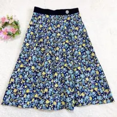 【美品】エフデ リバティ柄 フレアスカート (7号) 花柄 上品 クリスタル