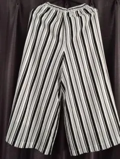 GLOBAL WORK　白黒ストライプ　ガウチョパンツ　フリーサイズ