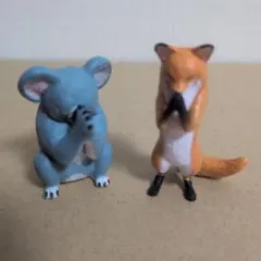 合掌 動物 フィギュア コアラ キツネ 2体セット