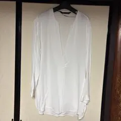 ZARA WOMAN ホワイト Vネック 長袖シャツ L