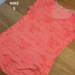 NIKE　ナイキ　DRI-FIT 　Tシャツ