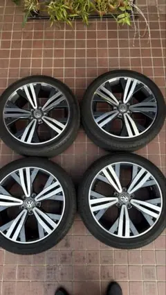 フォルクスワーゲン　ゴルフオールトラック　オプション18インチホイールのサムネイル
