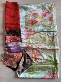 ★週末お値下げ中！古布・着物生地ハギレ・ちりめん いろいろ　まとめ売りNO2.