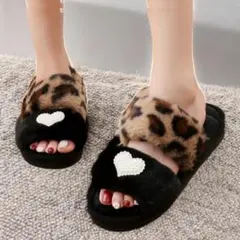 ふわふわ　かわいい　冬　レディース　スリッパ　ルームシューズ　ヒョウ柄