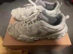 Acnestudios Bolzter 43のサムネイル