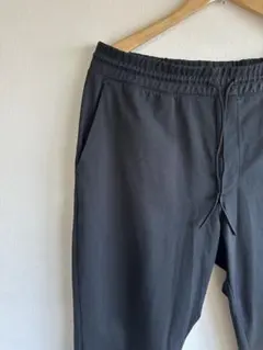 UNIQLO ウルトラストレッチアクティブジョガーパンツ　XLサイズ　ブラック