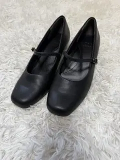 Item thumbnail for item 990d575d-520e-4106-8d57-5d289536f40b