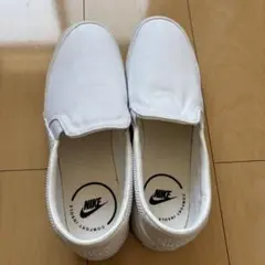 NIKEコートレガシーSLP