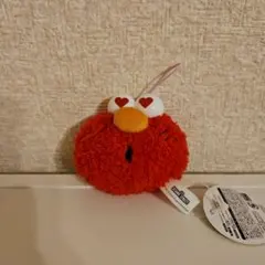 新品　セサミストリート　エルモ キーホルダー 赤