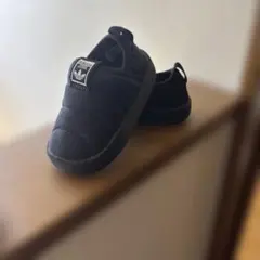 adidas ベビーシューズ ブラック　13.5cm