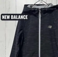 【New Balance】快適ストレッチ♪ソフトシェルパーカー 腕ロゴ 黒 S