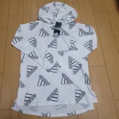 adidas　トップス