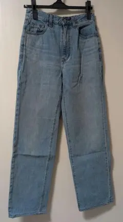 美品【GU】ハイライズストレートジーンズ 標準丈 ブルー Sサイズ