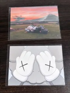 新品【KAWS TOKYO FIRST】カウズ KAWS ポストカード ２枚のサムネイル