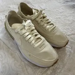 NIKE ウィメンズ ワッフルワン ESS 25cm
