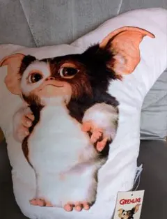 新品タグ付き サンキューマート グレムリン ギスモ　ダイカットクッション