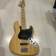 Fender Japan Traditional 70s Jazz Bassのサムネイル