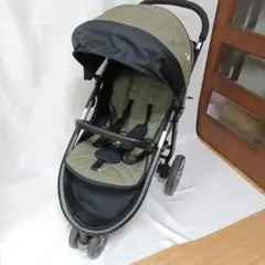 KATOJI カトージの3輪ベビーカー、Joie（ジョイー）ライトトラックス