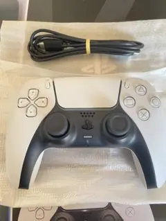 【新品未使用】PS5 DualSense デュアルセンス【CFI-ZCT2J】