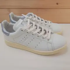 Item thumbnail for item 3d8ba5a3-1a21-4b8a-a17a-6e51cabfabfb