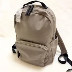 【アフタヌーンティー】新品タグ付 ナイロン リュック ベージュ A4収納可のサムネイル