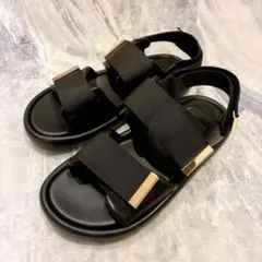 美品　ATELIER BRUGGE GWセール　厚底サンダル ゴールド金具