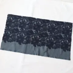 smile flower　チャコール　５９×３２センチ　ミナペルホネン