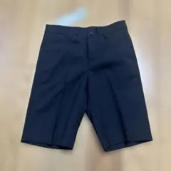 新品未使用☆コムサイズム　黒　フォーマルハーフ丈パンツ120㎝