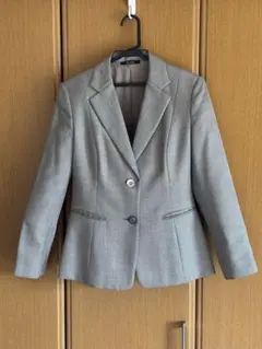 小柄な方にピッタリ‼️卒業式・入学式用パンツスーツ・ブラウス