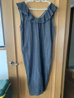 黒デニム フリル ジャンパースカート